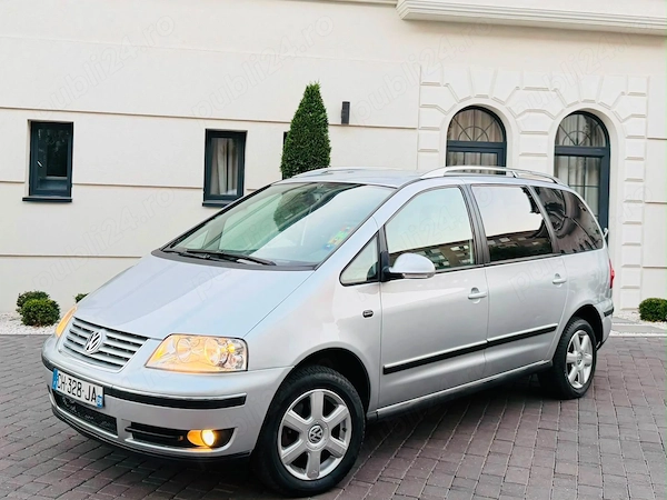 VOLKSWAGEN Sharan