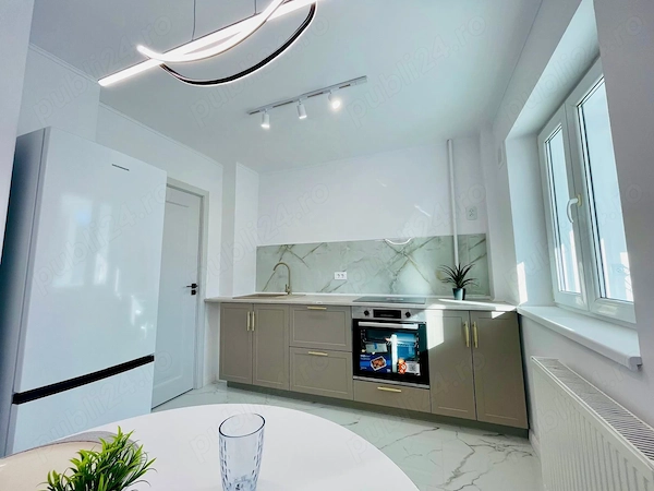 Apartament 3 camere renovat integral | La cheie — fotografia 1