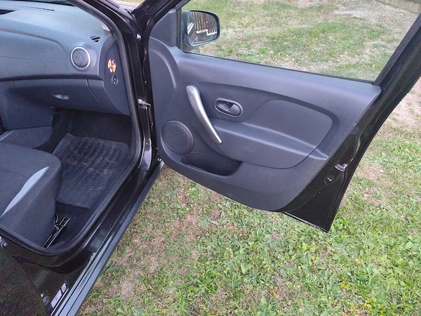 DACIA Sandero Stepway 2015 — imagine 8