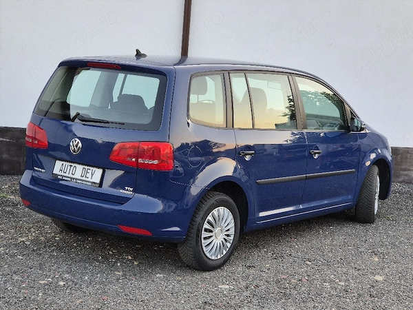 VOLKSWAGEN Touran 2011 — imagine 4