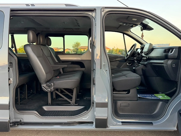 RENAULT Trafic 2023 — imagine 6