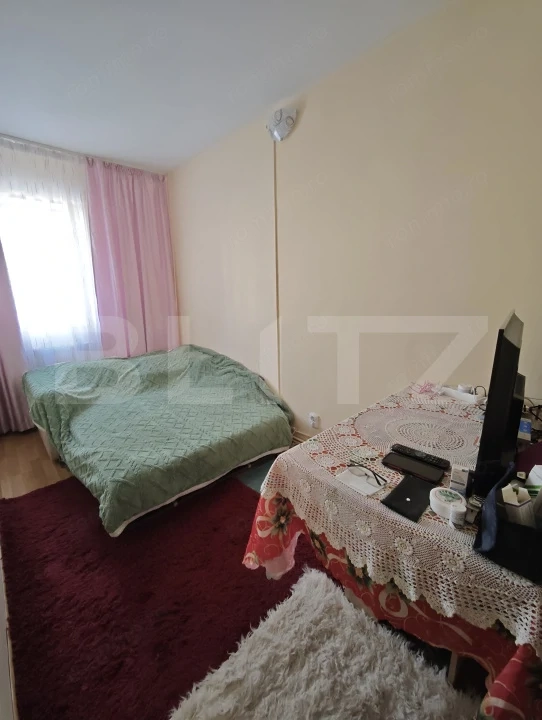 Apartament 2 camere de vânzare în Râșnov – zonă de blocuri | Mobilat și utila — fotografia 3
