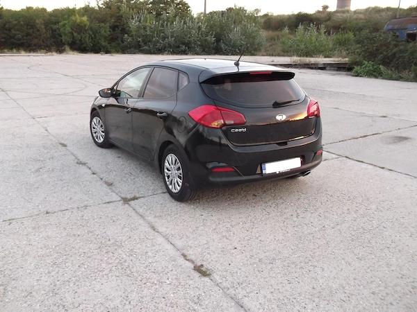 KIA Ceed 2013 — imagine 3