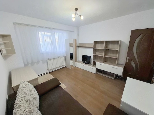 De inchiriat apartament cu 2 camere, zona Spitalul judetean, et. 2, 450 E — fotografia 1
