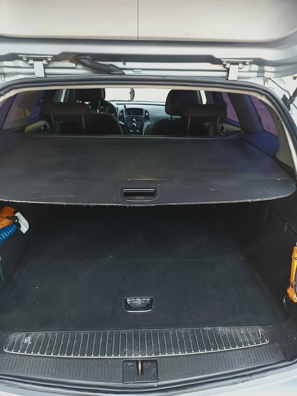 OPEL Astra 2011 — imagine 10