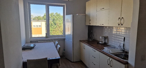 apartament 2 camere de inchiriat — fotografia 1