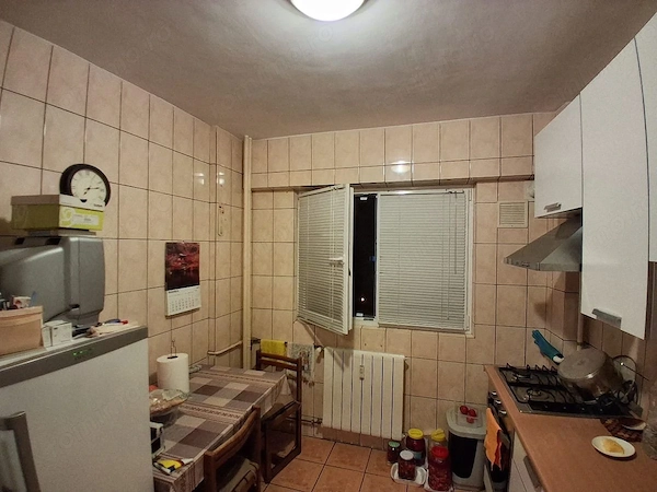 Vanzare apartament 2 camere - Costin Georgian (5 min. Metrou) — fotografia 3