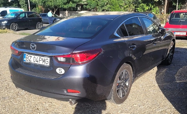MAZDA 6