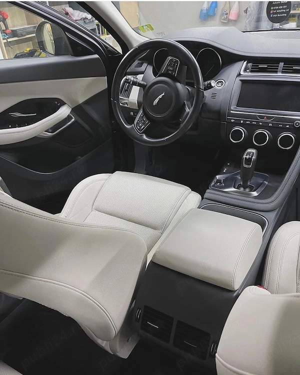 JAGUAR E-PACE 2018 — imagine 3