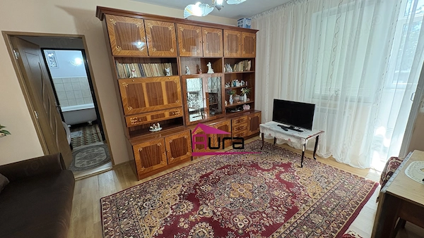 Inchiriez apartament 2 camere zona Str.Isaccei — fotografia 3