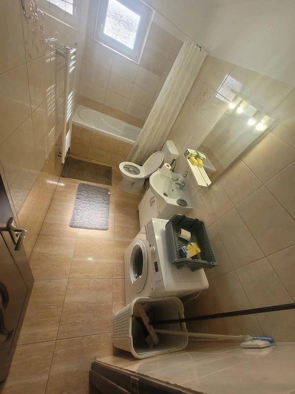 Apartament 2 camere decomandat cu centrala proprie pe gaz — fotografia 3