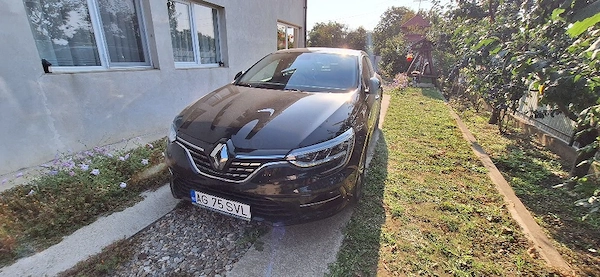 RENAULT Megane 2021 — imagine 4