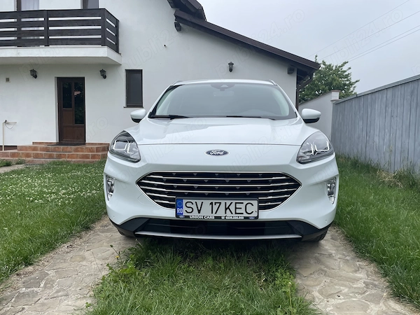 FORD Kuga 2023 — imagine 7