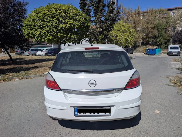 OPEL Astra 2005 — imagine 2