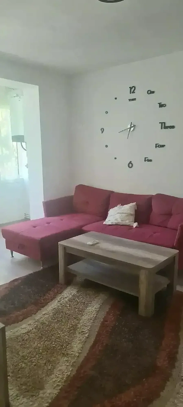 Închiriez apartament 2 camere — fotografia 1