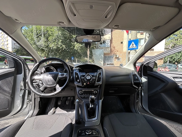 FORD Focus 2013 — imagine 5