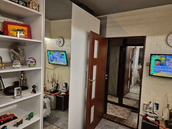 Apartament 4 camere modernizat ultracentral — fotografia 1