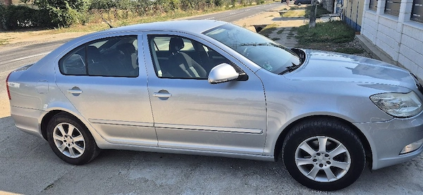 SKODA Octavia 2010 — imagine 2