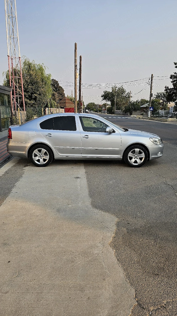 SKODA Octavia 2012 — imagine 6
