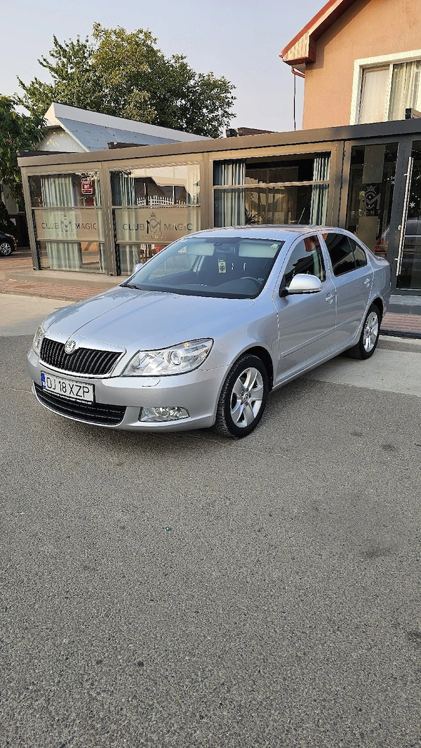 SKODA Octavia 2012 — imagine 9