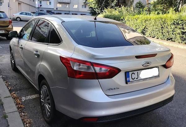 FORD Focus 2011 — imagine 6