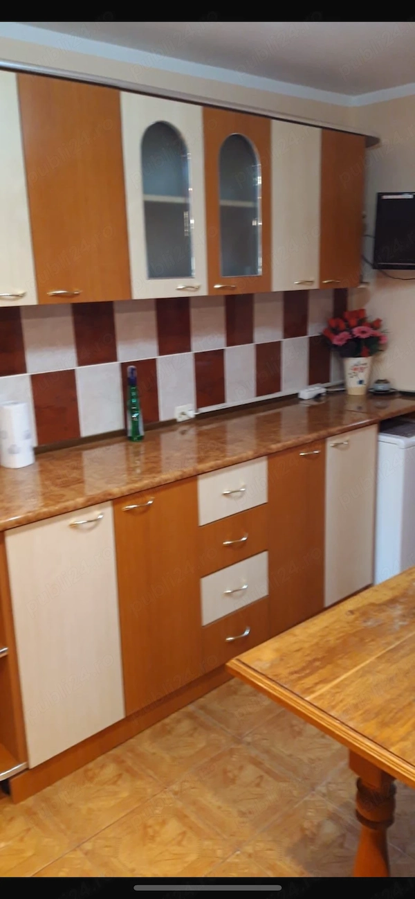 Vand apartamenr 2 camere Burdujeni — fotografia 3
