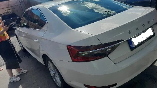 SKODA Superb 2020 — imagine 4
