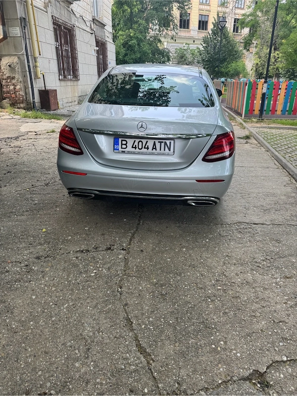 MERCEDES-BENZ E-Class 2019 — imagine 7