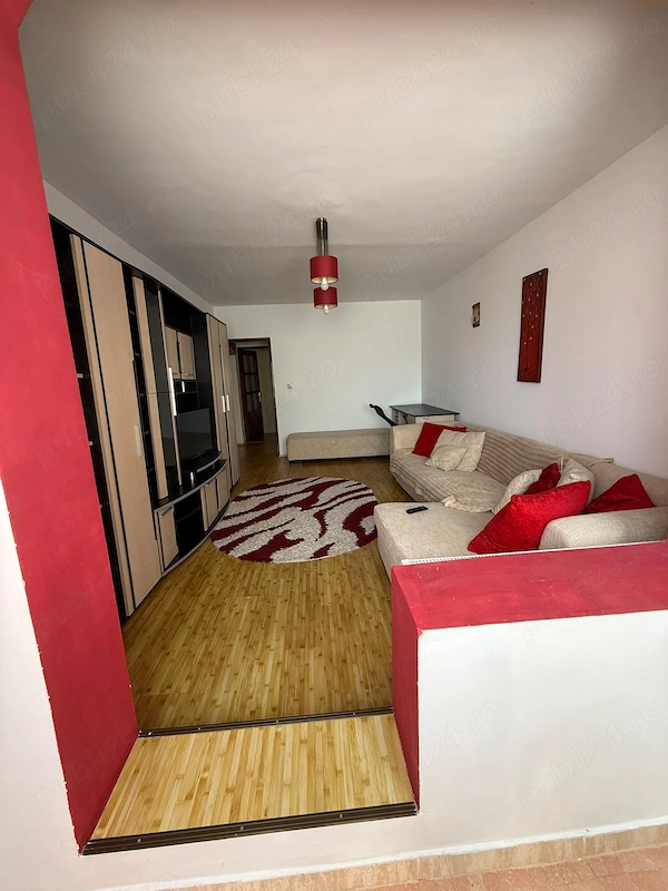 Închiriez apartament 2 camere — fotografia 1