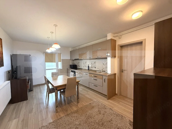 Apartament spațios cu 2 dormitoare, decomandat, zona Piață Zorilor — fotografia 3