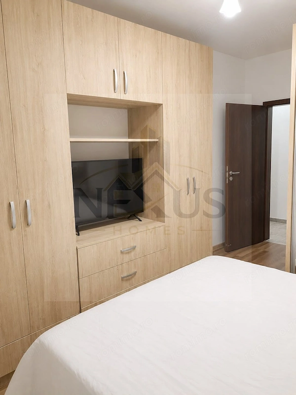 Str Biruintei - Apartament 3 camere decomandat | Metrou Berceni — fotografia 3