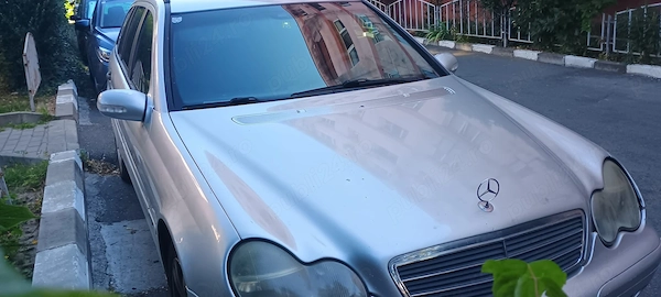 MERCEDES-BENZ C-Class 2002 — imagine 3