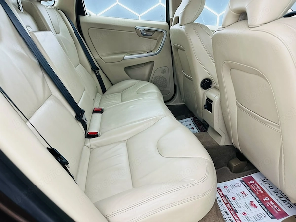VOLVO XC60 2014 — imagine 7