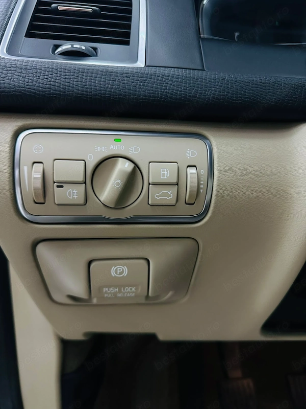 VOLVO XC60 2014 — imagine 14