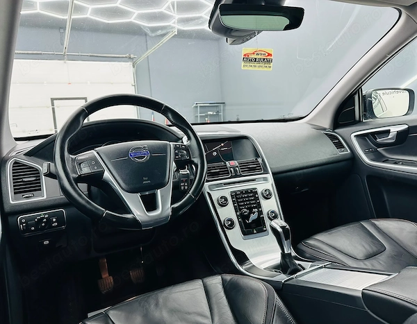 VOLVO XC60 2016 — imagine 20