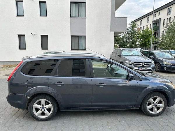 FORD Focus 2010 — imagine 7