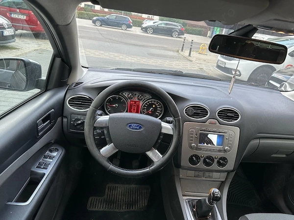 FORD Focus 2010 — imagine 4