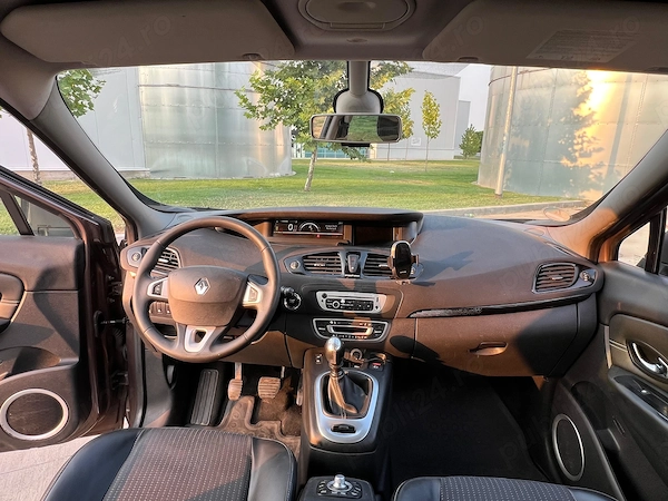 RENAULT Scenic 2012 — imagine 8