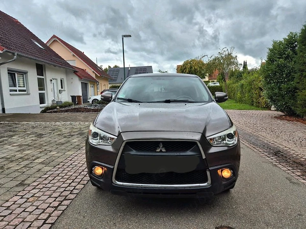 MITSUBISHI ASX 2011 — imagine 2