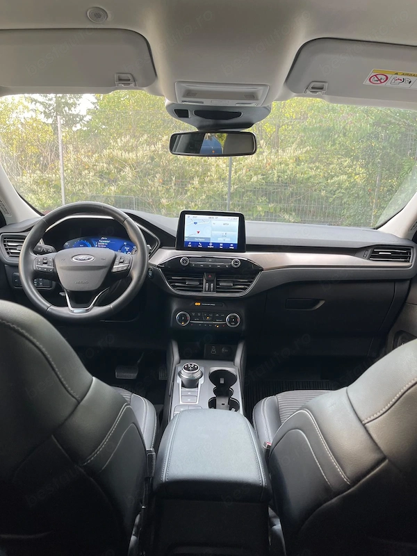 FORD Kuga 2023 — imagine 6