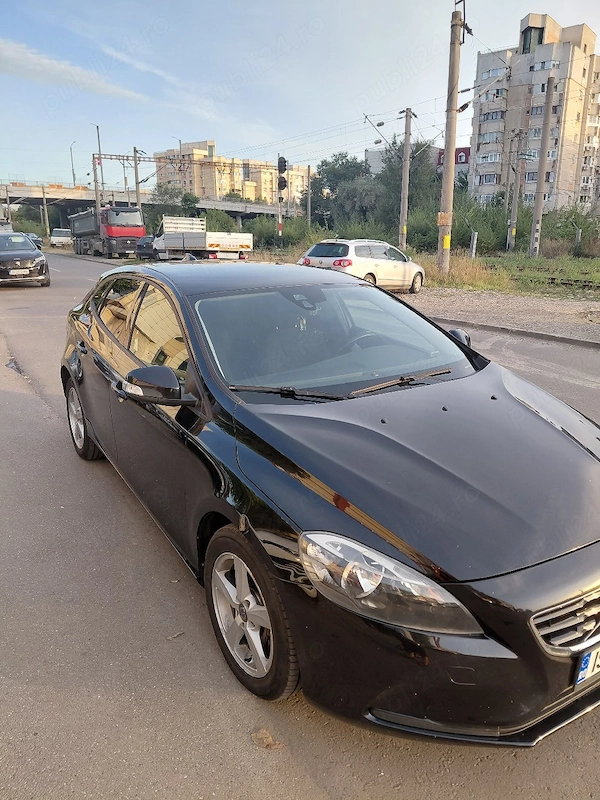 VOLVO V40 2016 — imagine 2
