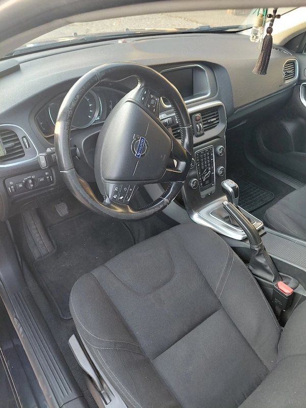 VOLVO V40 2016 — imagine 6