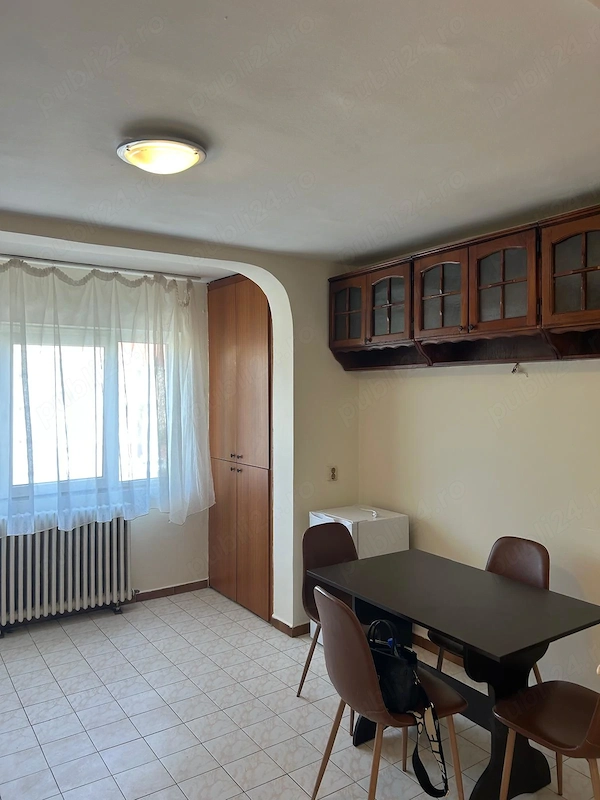 Apartament de inchiriat — fotografia 1