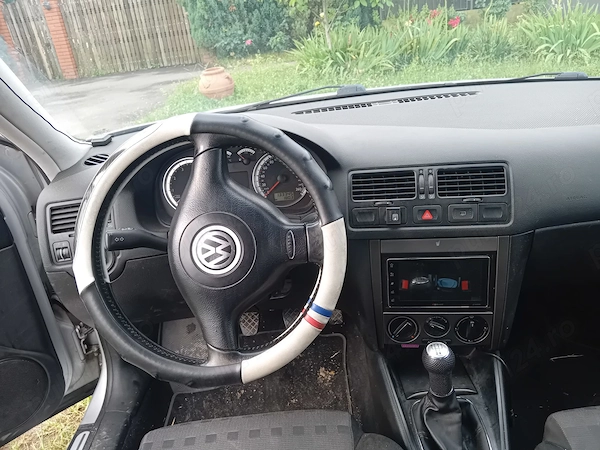 VOLKSWAGEN Bora 2001 — imagine 2