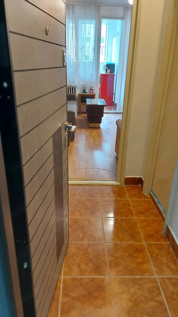 PF inchiriez garsoniera 32mp ,Bucegi ,zona BIG Manastur — fotografia 1