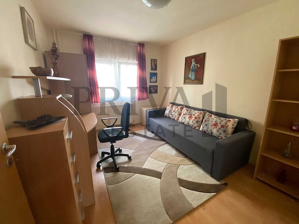 Apartament mobilat 4 camere, 2 bai, etaj 2, Soarelui — fotografia 3