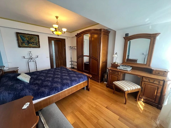 Faleza Nord apartament tip duplex 3 camere terasa vedere directa mare — fotografia 3