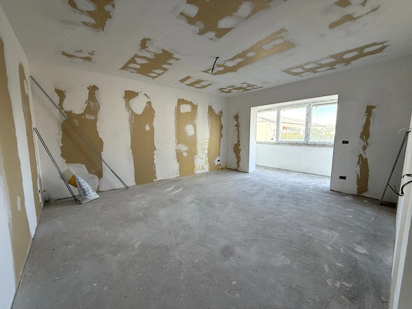 !LISTARE NOUA!De vanzare Apartament 3 camere Gellert Sandor — fotografia 3