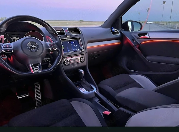VOLKSWAGEN Golf 2012 — imagine 4