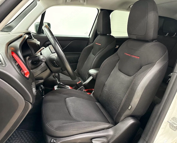 JEEP Renegade 2022 — imagine 16